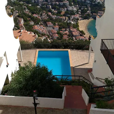 Impresionantes Vistas Del Mar En Roses, Canyelles Roses