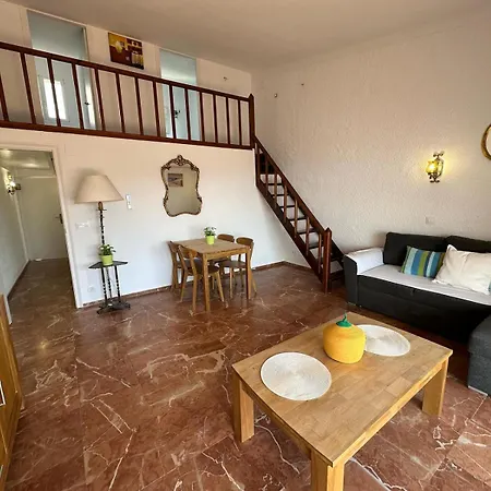 Impresionantes Vistas Del Mar En Roses, Canyelles Av-37 Roses